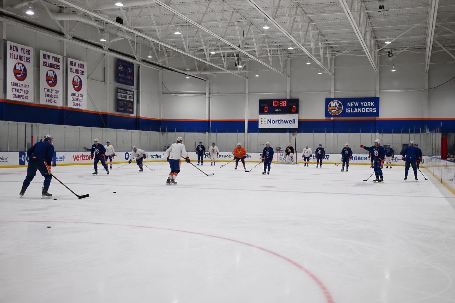 Islanders Ink Prospect Reece Newkirk to Three-Year Entry-Level Contract