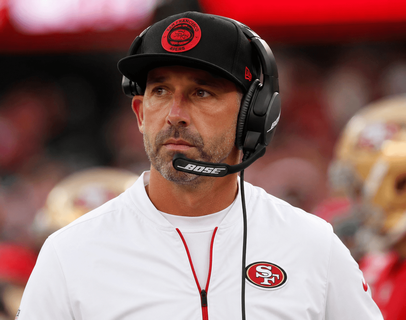 KYLE SHANAHAN FUMBLED HIS PHONE, HIS CAR, AND CALLS A PENALTY ON HIMSELF