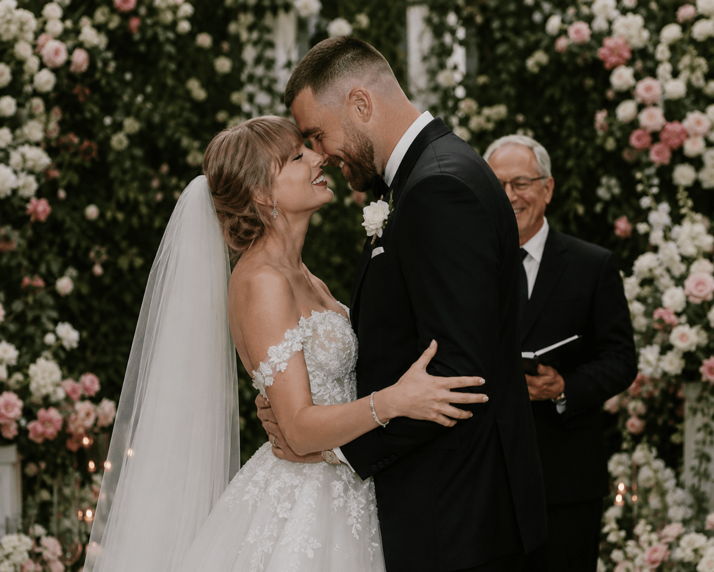 Taylor Swift & Travis Kelce Got Married...But At The Same Time ESPN Forgot Sports Existed