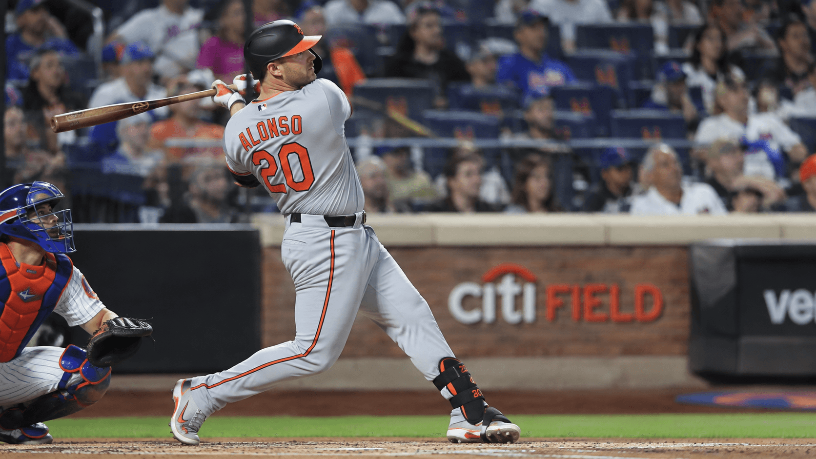 PETE ALONSO CAME BACK TO QUEENS… AND TOOK THE METS WITH HIM!