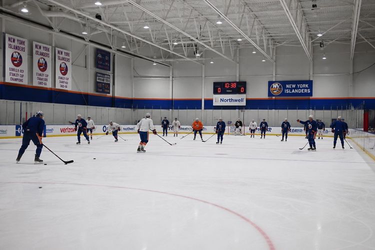 Islanders Ink Prospect Reece Newkirk to Three-Year Entry-Level Contract